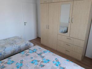 Apartments with parking space Tkon, Pasman - 19127