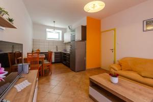 Holiday house with a parking space Vela Luka, Korcula - 19040