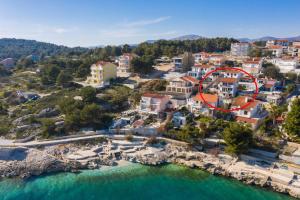 Apartments by the sea Rastici, Ciovo - 19246