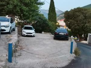 Family friendly house with a parking space Mokosica, Dubrovnik - 19154