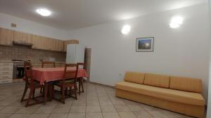 Apartments with a parking space Rabac, Labin - 19058