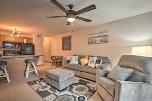 Charming Murrells Inlet Abode, Walk to Beach!