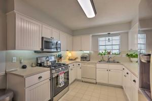 Pet-Friendly Bryan Home < 5 Mi to Texas A & M!