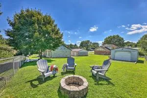 Family-Friendly Sanctuary BBQ, Patio and Yard - Fayette Heights