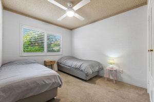 Sapphire Waters Unit 2