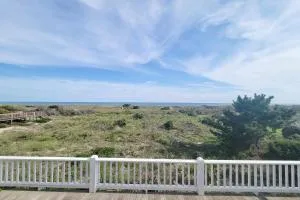 Oceanfront Oasis - Monogram