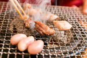 日本の秘境で味わう絶品地鶏 ジローのおうち