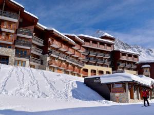 Studio fonctionnel 34 pers avec balcon et accès direct pistes - FR-1-181-2222