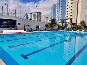 Golden Dolphin Grand Hotel - FLAT Quarto e Sala Com Roupa de Cama e Banho - Piscinas 24h