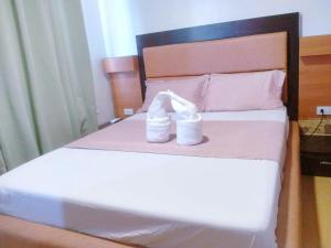 Ris One Oasis w Free Pool back of SM City Mall