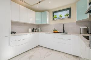 Family-friendly apartments with swimming pool Vantacici, Krk - 19252