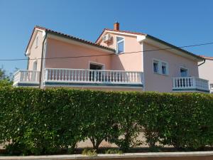 Apartments by the sea Soline, Krk - 19324