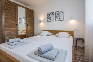 Apartments with parking space Vir - 19332