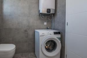 Apartments with parking space Vir - 19332