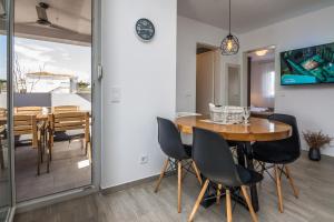 Apartments with parking space Vir - 19332