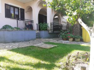Apartments with a parking space Malinska, Krk - 19269
