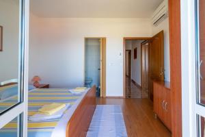 Apartments by the sea Lun, Pag - 19358