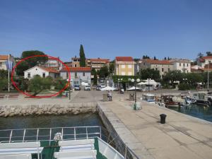 Apartments with a parking space Malinska, Krk - 19299