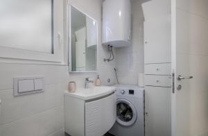 Family-friendly apartments with swimming pool Vantacici, Krk - 19303