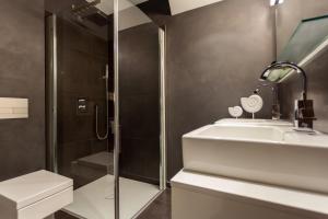 Apartments by the sea Vantacici, Krk - 19257