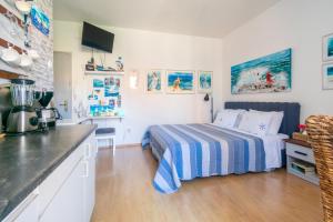 Apartments by the sea Zadar - 19336