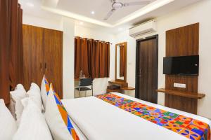 FabHotel Balaji Paradise