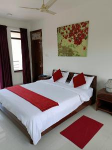 Wave Morjim Hotel