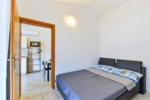 Apartments with parking space Sabunike, Zadar - 19430