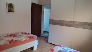 Apartments with parking space Crikvenica - 19683