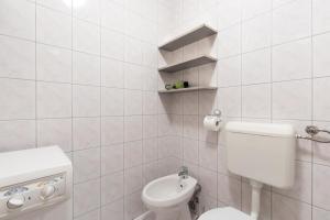 Apartments with parking space Baska, Krk - 19675