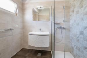 Apartments with parking space Baska, Krk - 19434