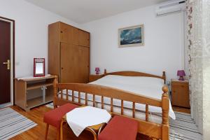 Apartments and rooms by the sea Banjol, Rab - 19692