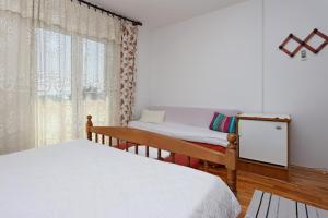 Apartments and rooms by the sea Banjol, Rab - 19692