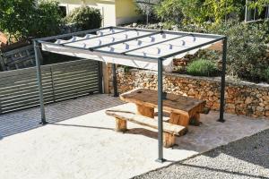 Family friendly house with a swimming pool Garica Krk 19507