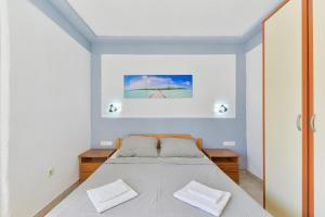 Apartments with parking space Vir - 19562