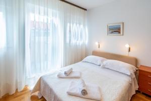 Apartments by the sea Zadar - 19500