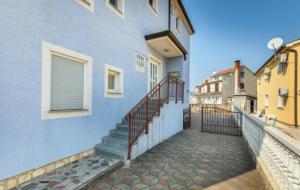 Apartments with parking space Fazana - 19494