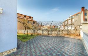 Apartments with parking space Fazana - 19494