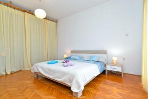 Family-friendly apartments with swimming pool Fazana - 19595