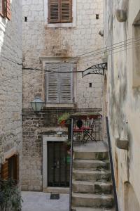 Apartments by the sea Trogir - 19575