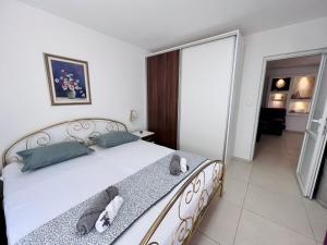 Family friendly house with a swimming pool Janjina, Peljesac - 19594