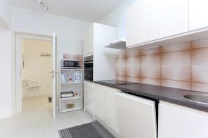 Apartments with parking space Podstrana, Split - 19638