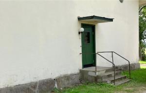 Cozy Apartment In Kristinehamn