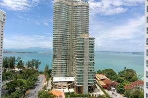 Family Suites at Mansion One by MAJ