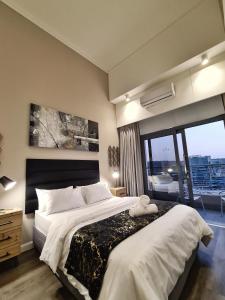 Top Floor Penthouse - Overlooking Times Square Casino