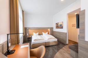 Standard Double or Twin Room room in Hotel Reichshof garni