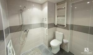 Hotels Hotel Jarry Confort : photos des chambres