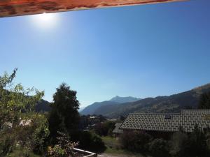 Superbe chalet avec piscine et hammam à 50m des pistes - FR-1-598-27