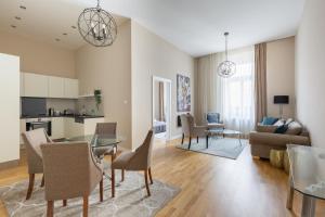 Lovely 2-bedroom apartment at the Vaci Street