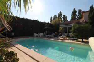 Villas Villa haut de gamme climatisee 3 ch piscine privee a 15mn de la mer : photos des chambres